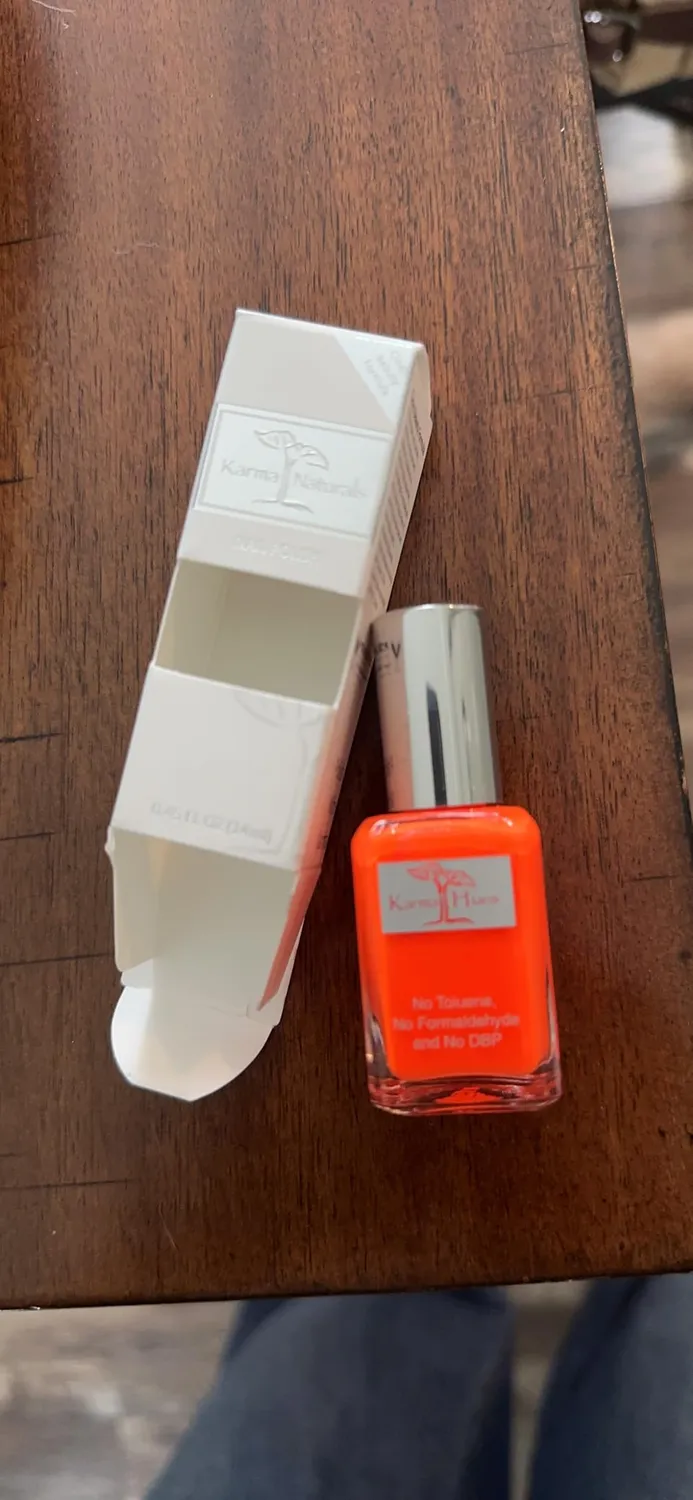 Karma Organic Francics smalto unghie vegano delicato