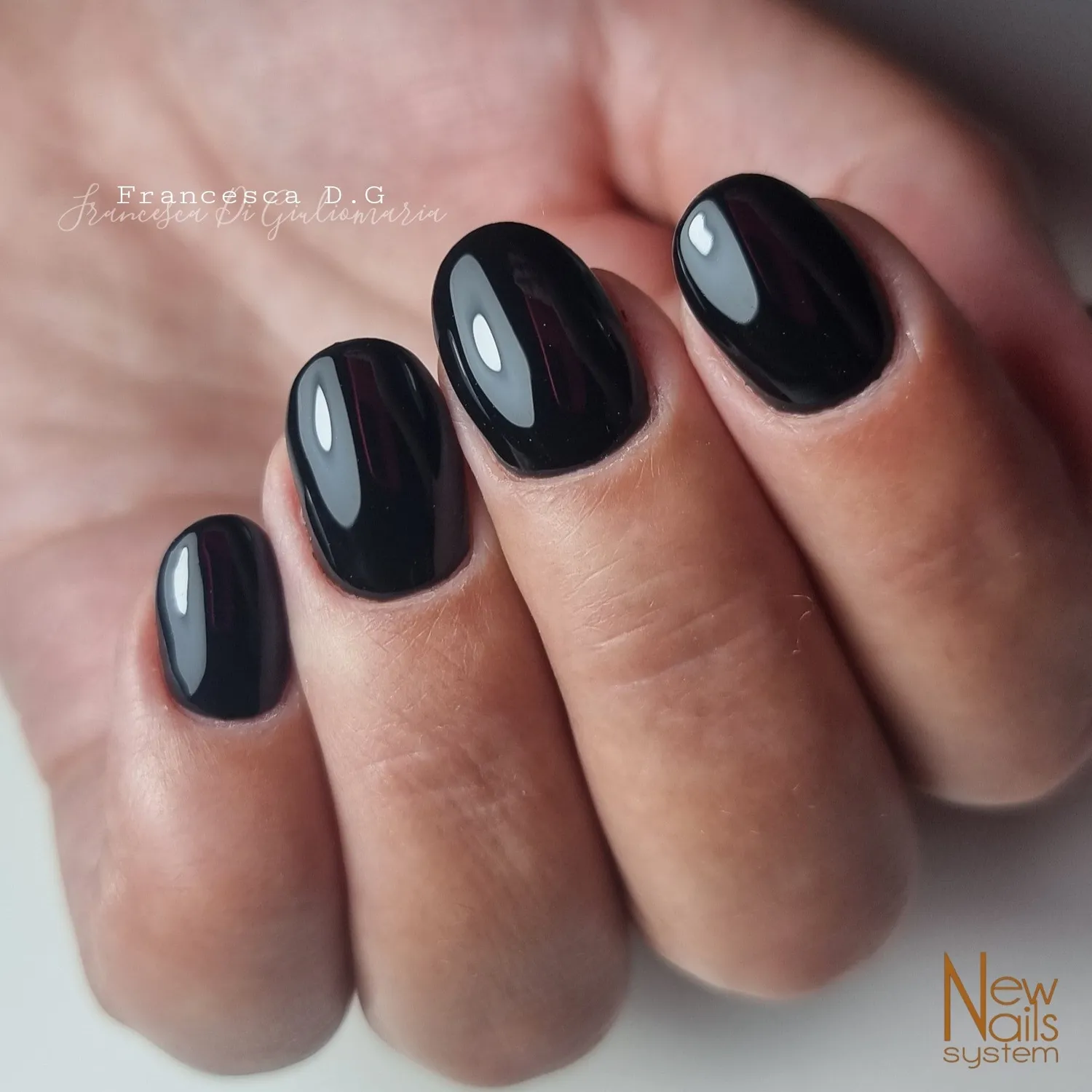 New Nails System Black & White 1044 smalto nero intenso