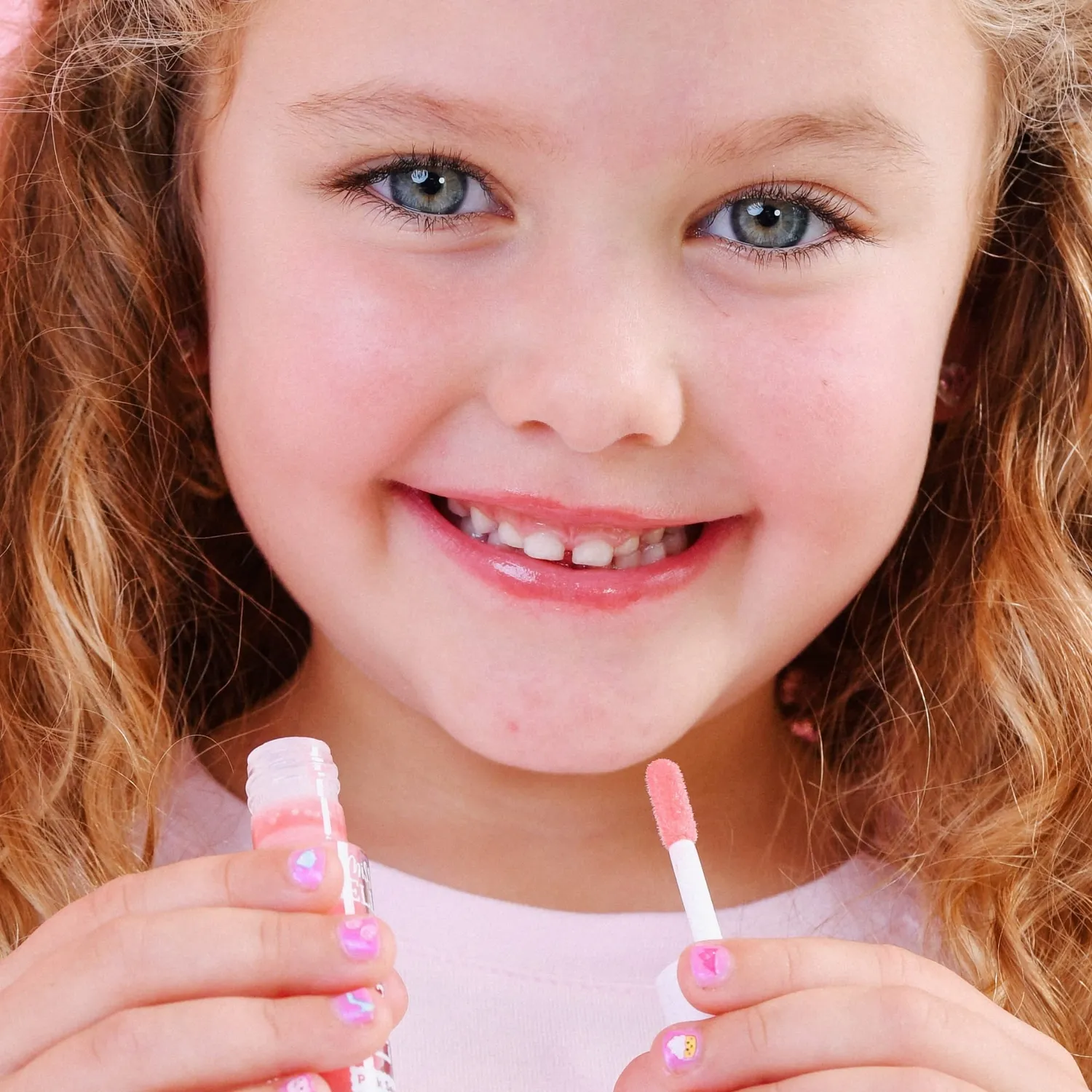 Miss Nella Pink Secret lucidalabbra rosa per bambine